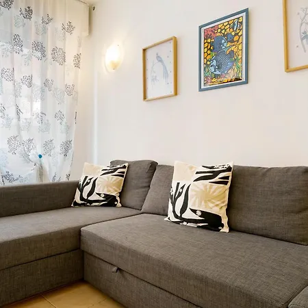 Fontanine House *