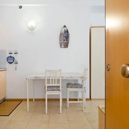 Fontanine House Apartament *